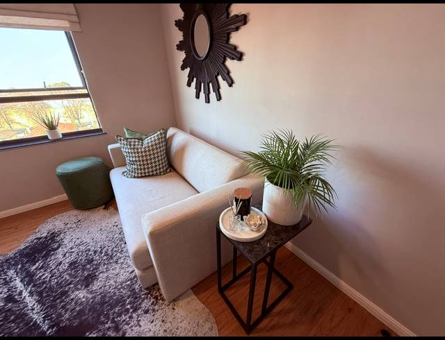 1 BEDROOM STUDIO APARTMENT FOR SALE IN BOKSBURG CENTRAL